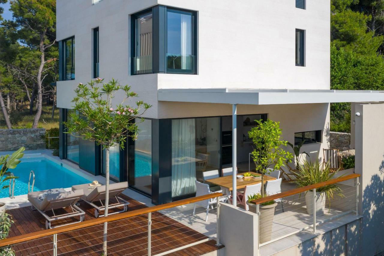 Agapao Villas Sutivan Luaran gambar